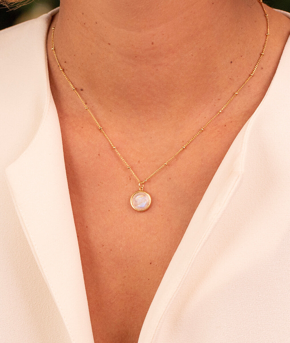 Collier chaîne perlée pastille Pierre de Lune Plaqué or - 1
